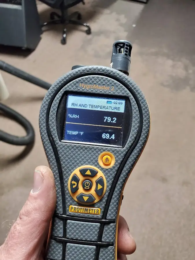Moisture meter humidity assessment for Mold Remediation & Removal in Cookeville